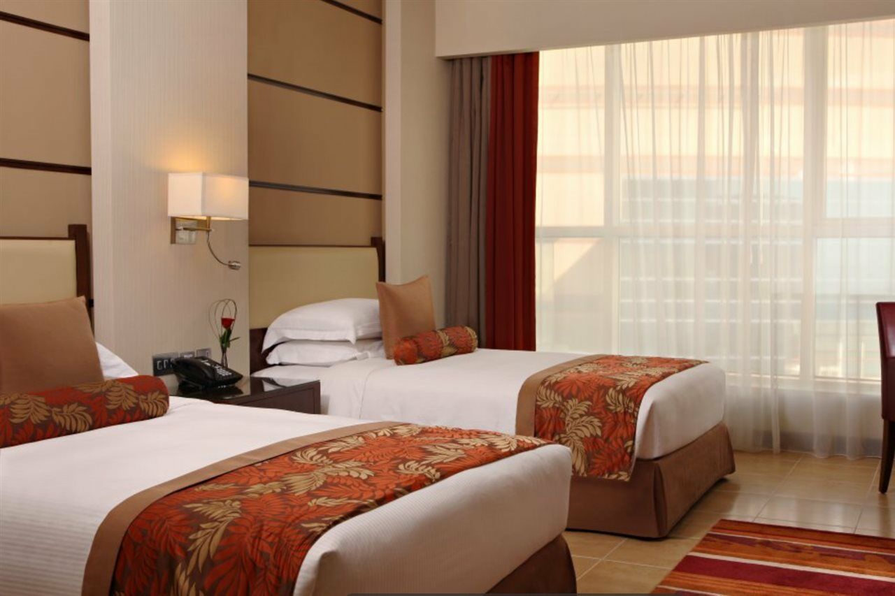 Khalidiya Palace Rayhaan By Rotana, Abu Dhabi Hotel Ngoại thất bức ảnh